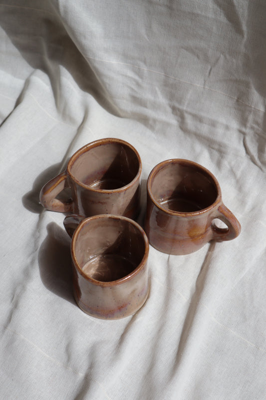 Caneca Castanha Reativa