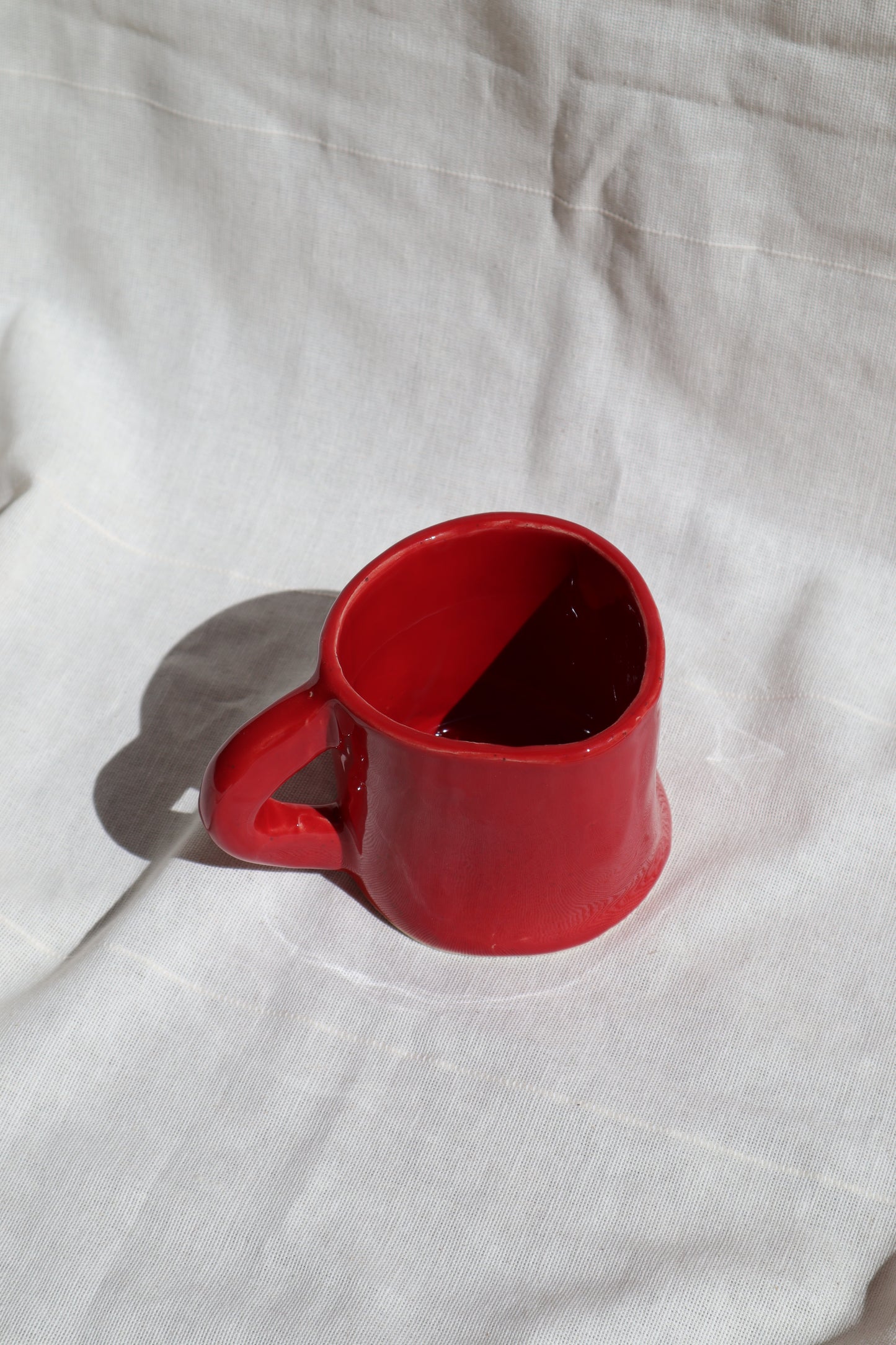 Caneca Vermelho Cereja